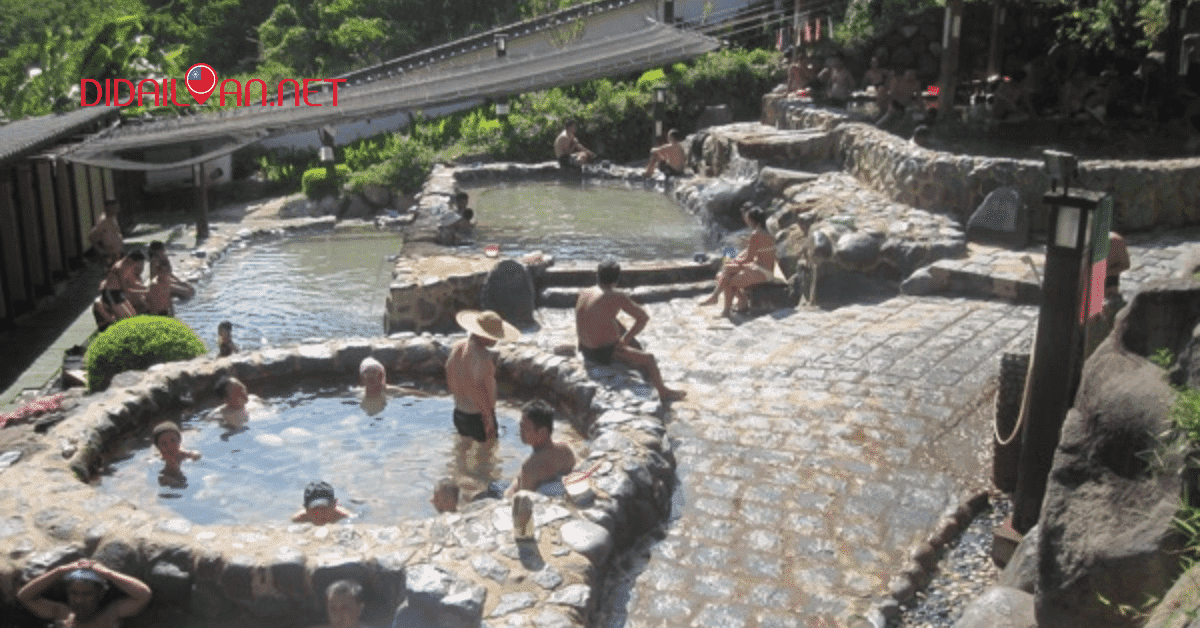 Bể tắm công cộng Suối nước nóng Beitou